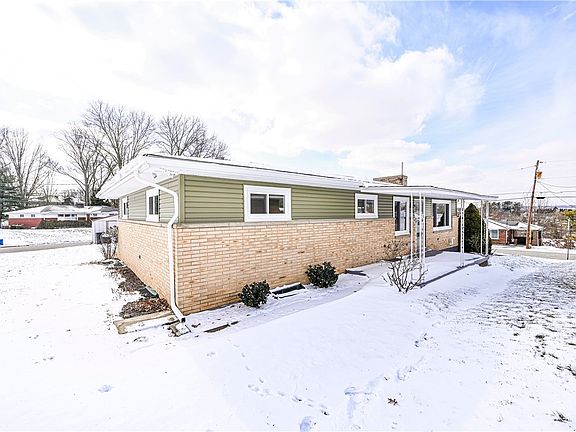 4th image of 1175 Skyline Dr