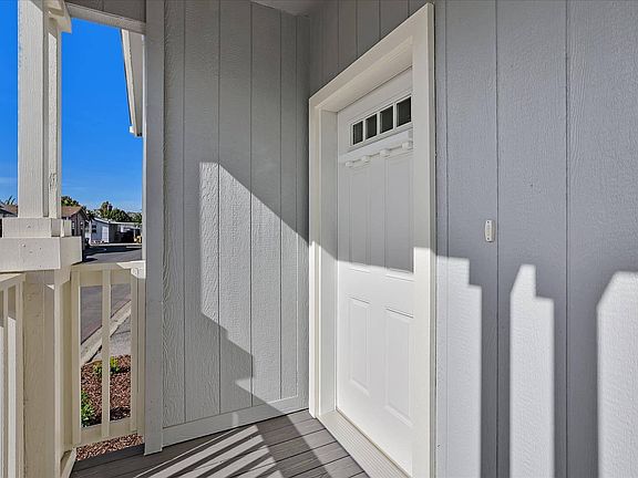 4th image of 1085 Tasman Dr #422
