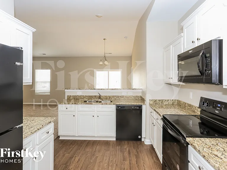 6129 Purbeck Way — Photo 7