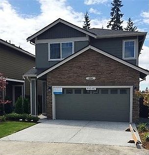 Exterior, 2 car garage, driveway