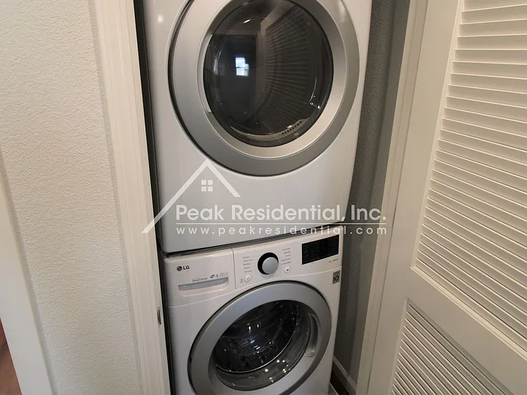 8112 Creeping Willow Ln — Photo 13