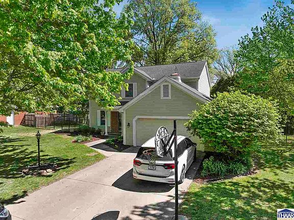 2nd image of 62 Ridgecrest Ct