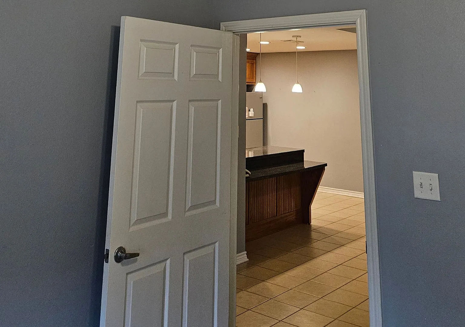 2 bed, 960 sqft, $1,200 — Photo 3