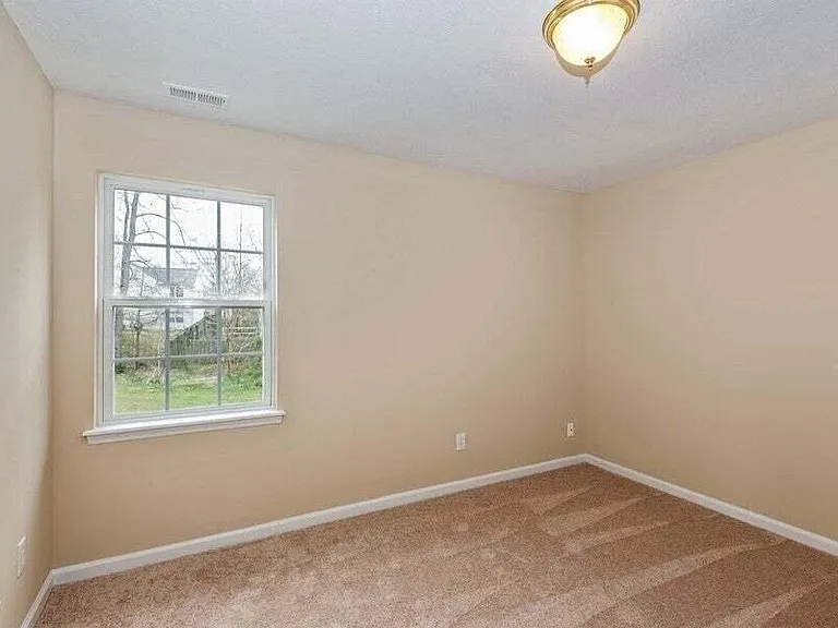 2101 Great Bend Dr — Photo 19