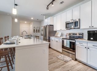 Residence at Gateway Village, Denison, TX 75020