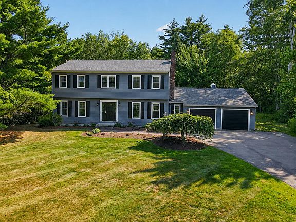 2nd image of 7 Winterhaven Drive