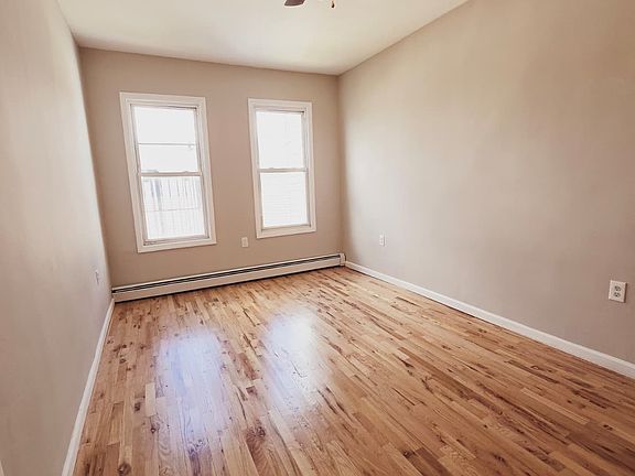 5th image of 11 Rose Ave #1A