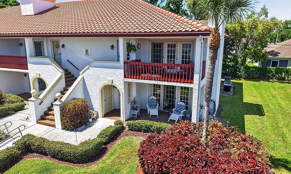 1st image of 10550 VILLAGE DRIVE #104B