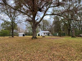 2264 Long St, Grenada, MS 38901
