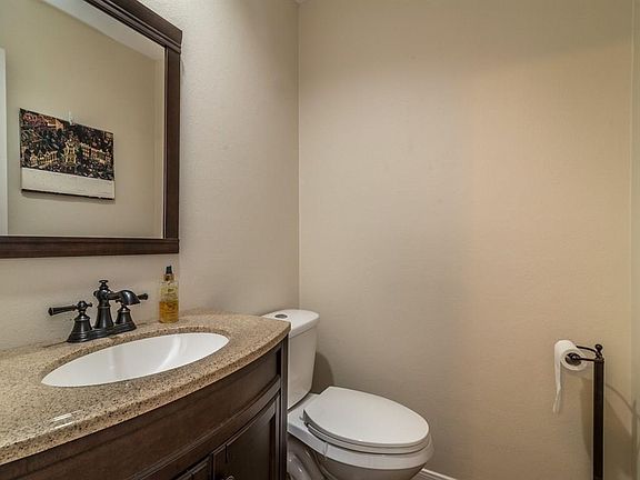 4th image of 4761 Oakmont Ct
