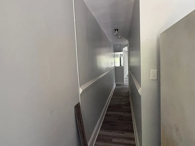 1261 N King St #A — Photo 1