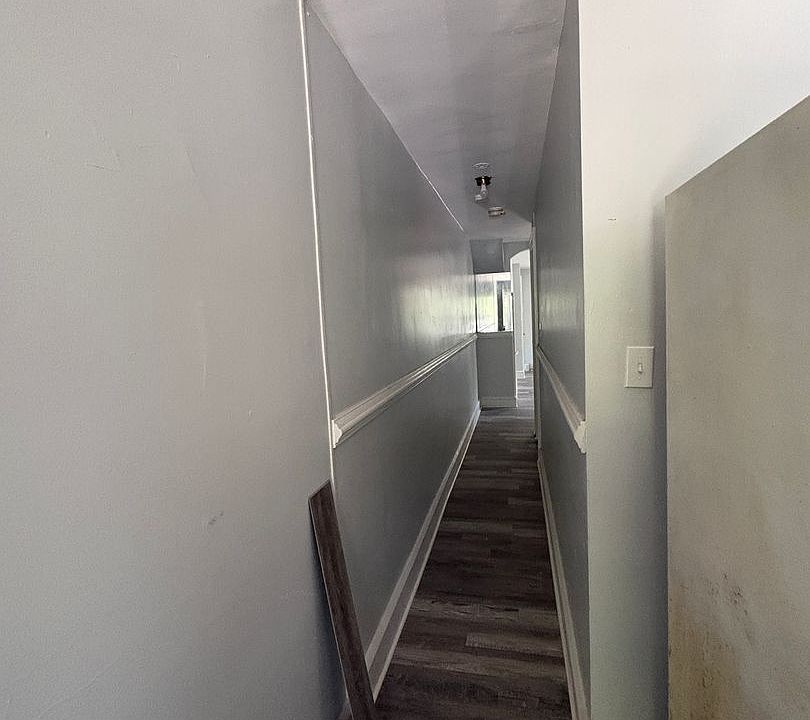 1st image of 1261 N King St APT A