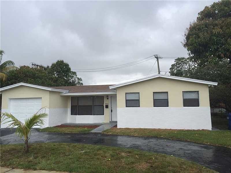 2nd image of 4851 NW 19th Ct
