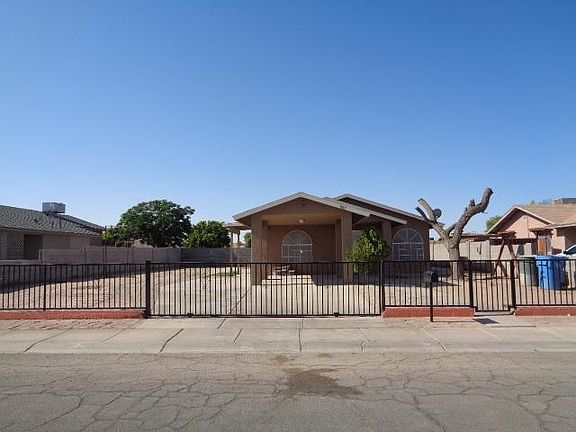 2nd image of 987 W Yucca St