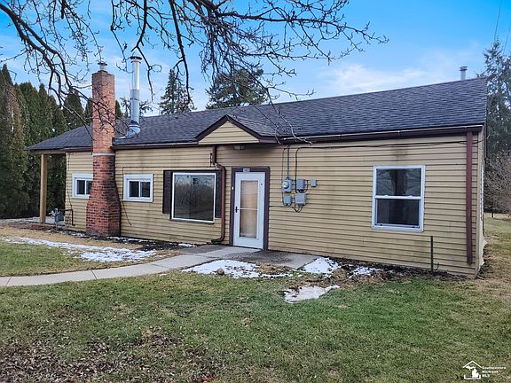 2nd image of 1483 Sterns Rd