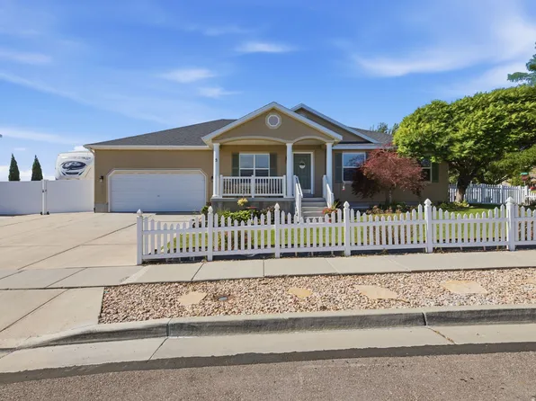 5467 Mayflower St, West Jordan, UT 84088
