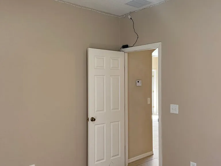 628 Madina Cir — Photo 12