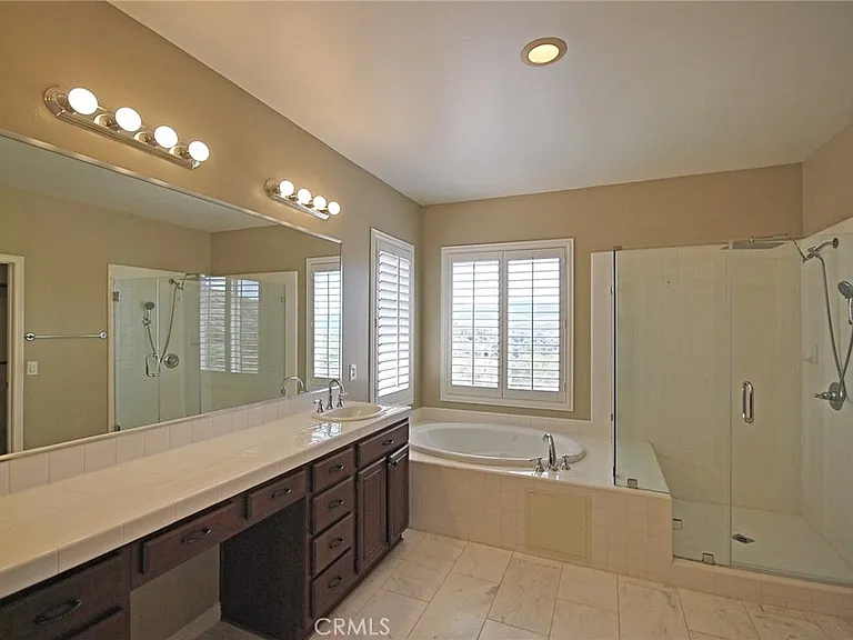 28406 Falcon Crest Dr — Photo 21