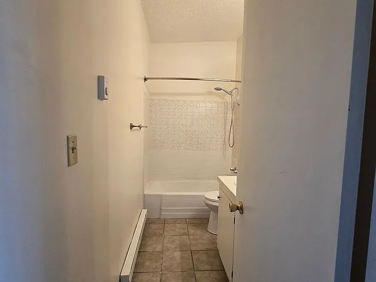 1619 W Pheasant St — Photo 16