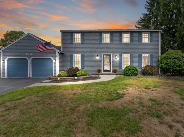 4233 Halfmoon Cir, Liverpool, NY 13090