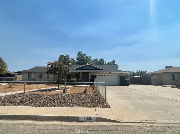 13405 Applewood Rd, Apple Valley, CA 92308