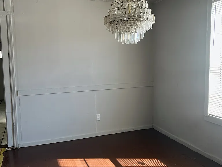 204 E Johnson Ave — Photo 13