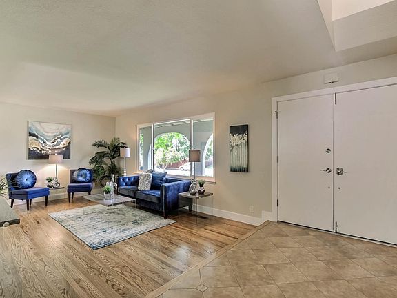 3rd image of 6246 Paso Los Cerritos