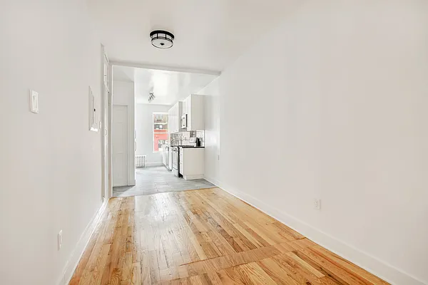 Rented by Compass | media 13