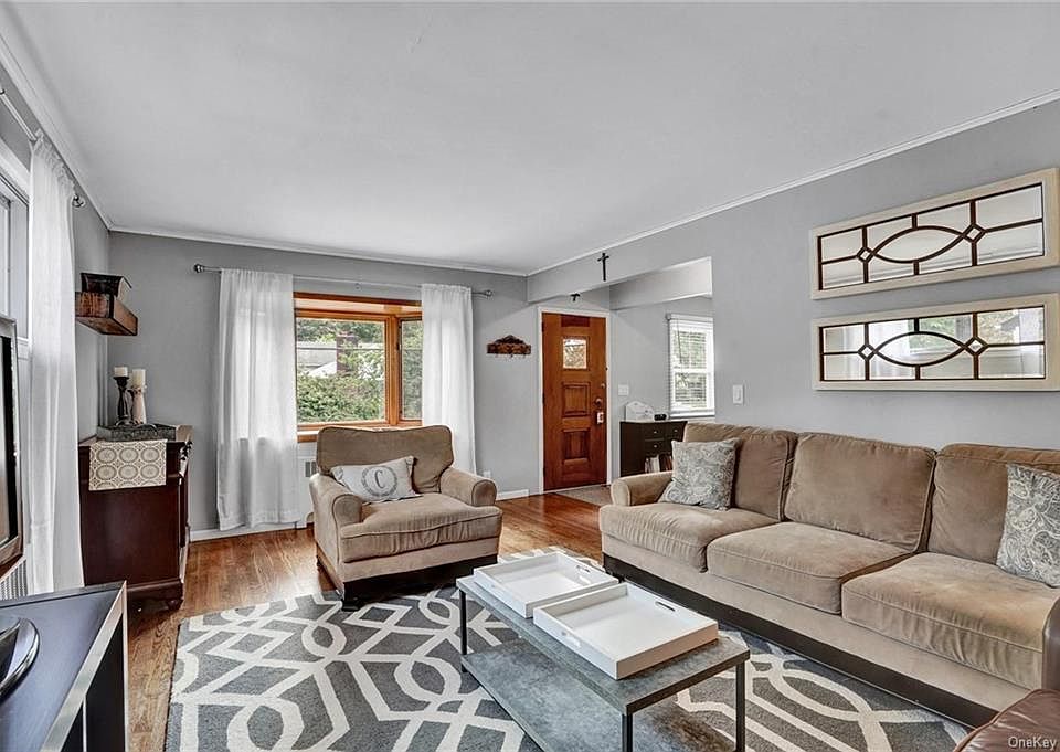 1st image of 21 Whittier St