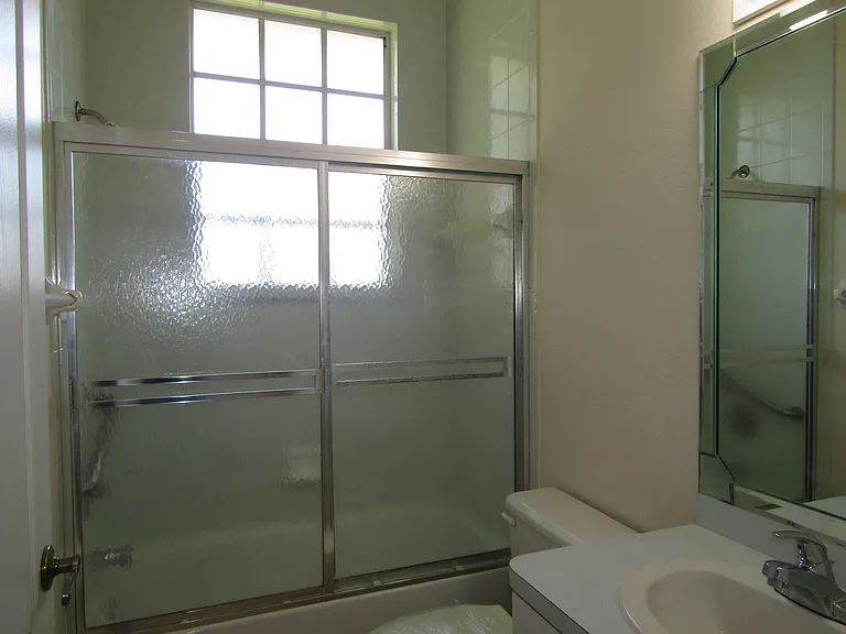 463 Bermuda Isles Cres — Photo 19