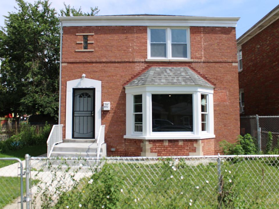 1st image of 1052 W 111th Pl