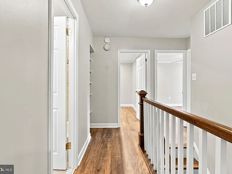 11414 Bronzedale Dr — Photo 25