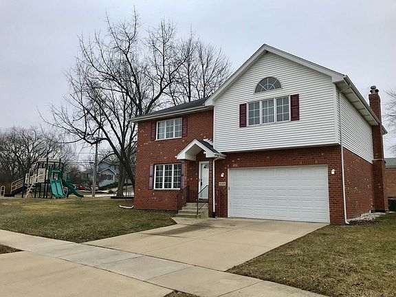 2nd image of 5309 Christopher Dr