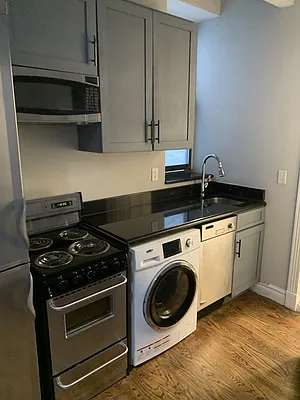 Rented by Centennial Properties NY | media 6