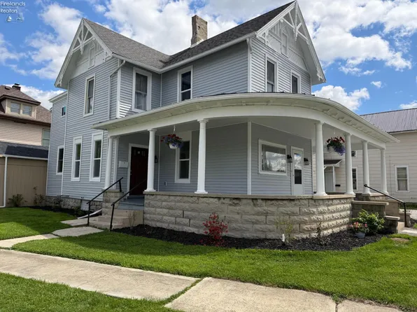 324 N Sandusky St, Tiffin, OH 44883