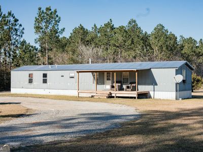 321 Mae Ln, Baxley, GA, 31513