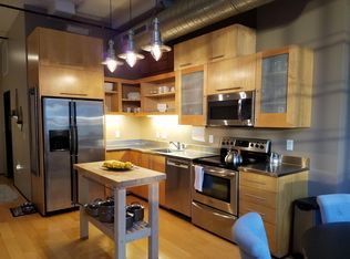 1400 NW Irving St APT 405, Portland, OR 97209