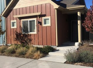 1319 S Collyer St, Longmont, CO 80501