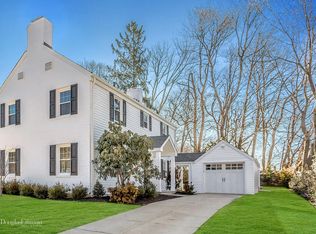 4 Monfort Rd, Port Washington, NY 11050