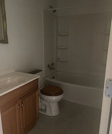 5th image of 1211 W 12th St