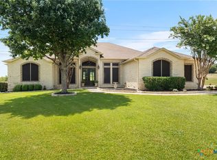 1352 Walker Cir, Salado, TX 76571