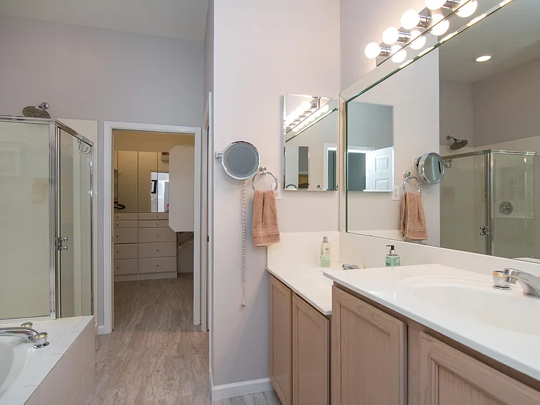 8270 N Hayden Rd #1011 — Photo 16