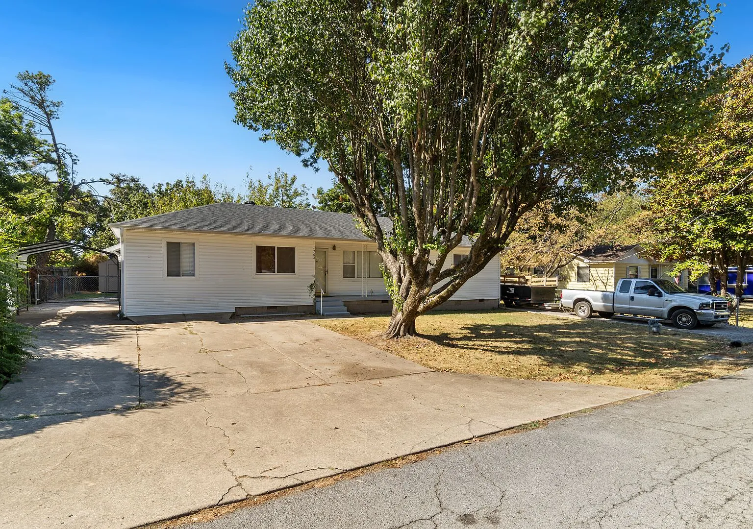 Fully Remodeled 2 Bed / 2 Bath Home in Fort Smith (1272 sqft) — Photo 1
