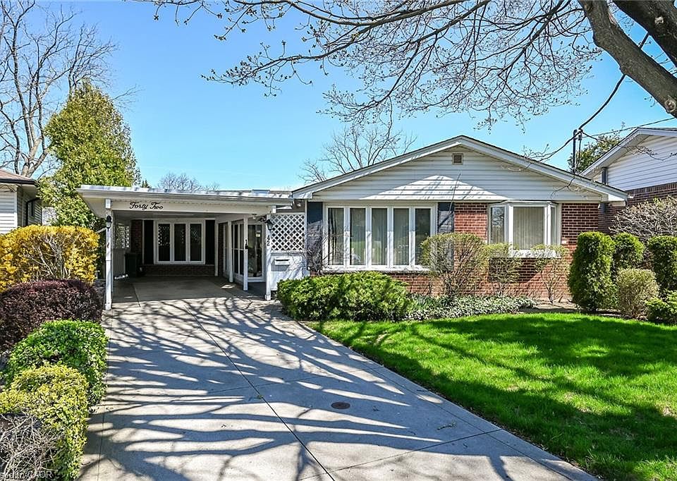 1st image of 42 Holbrook Rd