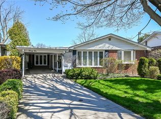 42 Holbrook Rd, Hamilton, ON L9C2H2
