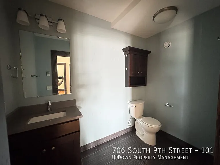 706 S 9th St — Photo 16