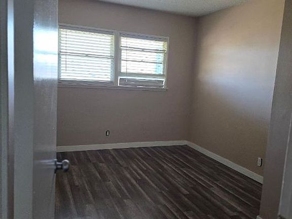 4th image of 438 W Magnolia St APT 5