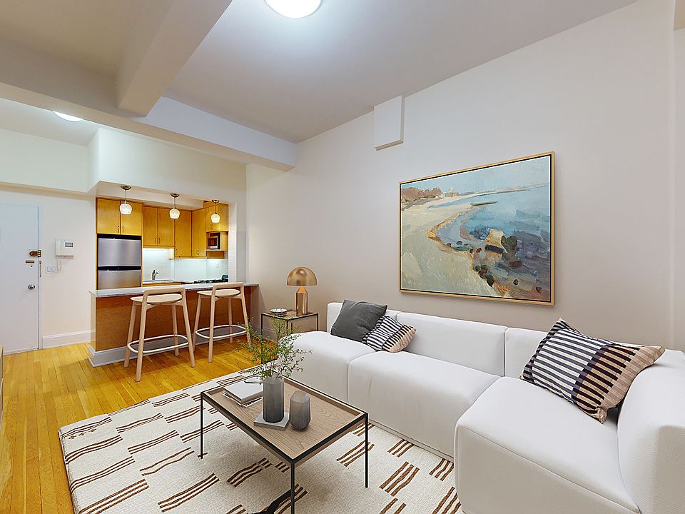 1st image of 305 W 13th St APT La