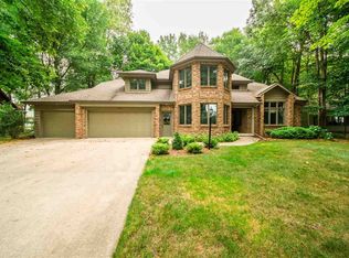 3624 S Barker Ln, Appleton, WI 54915