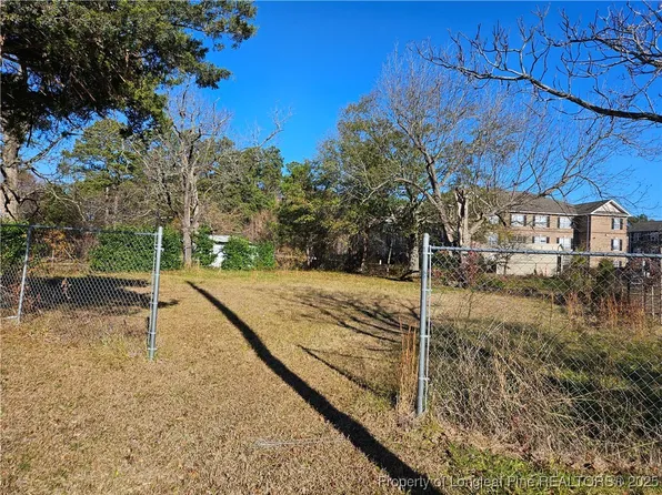 410 W Railroad St, Pembroke, NC 28372